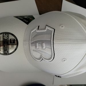 NWOT NBA BASEBALL HAT